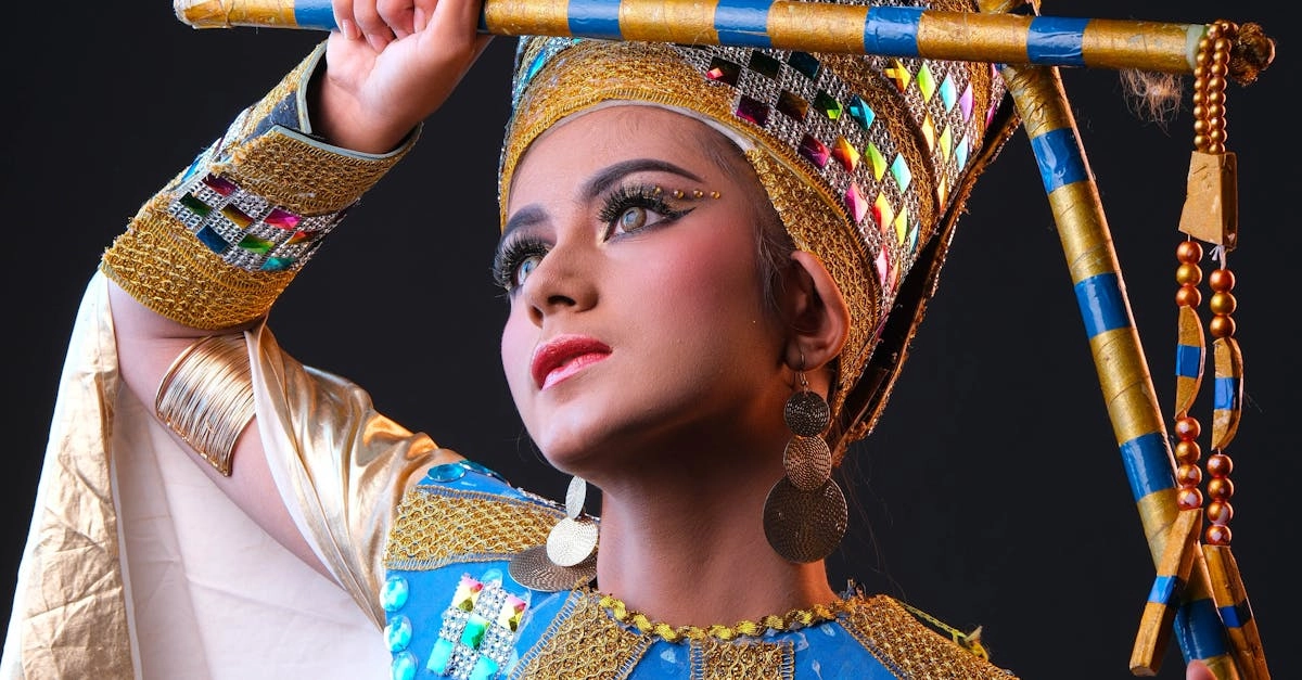 Слот Cleocatra с египетской царицей-кошкой на игровых барабанах